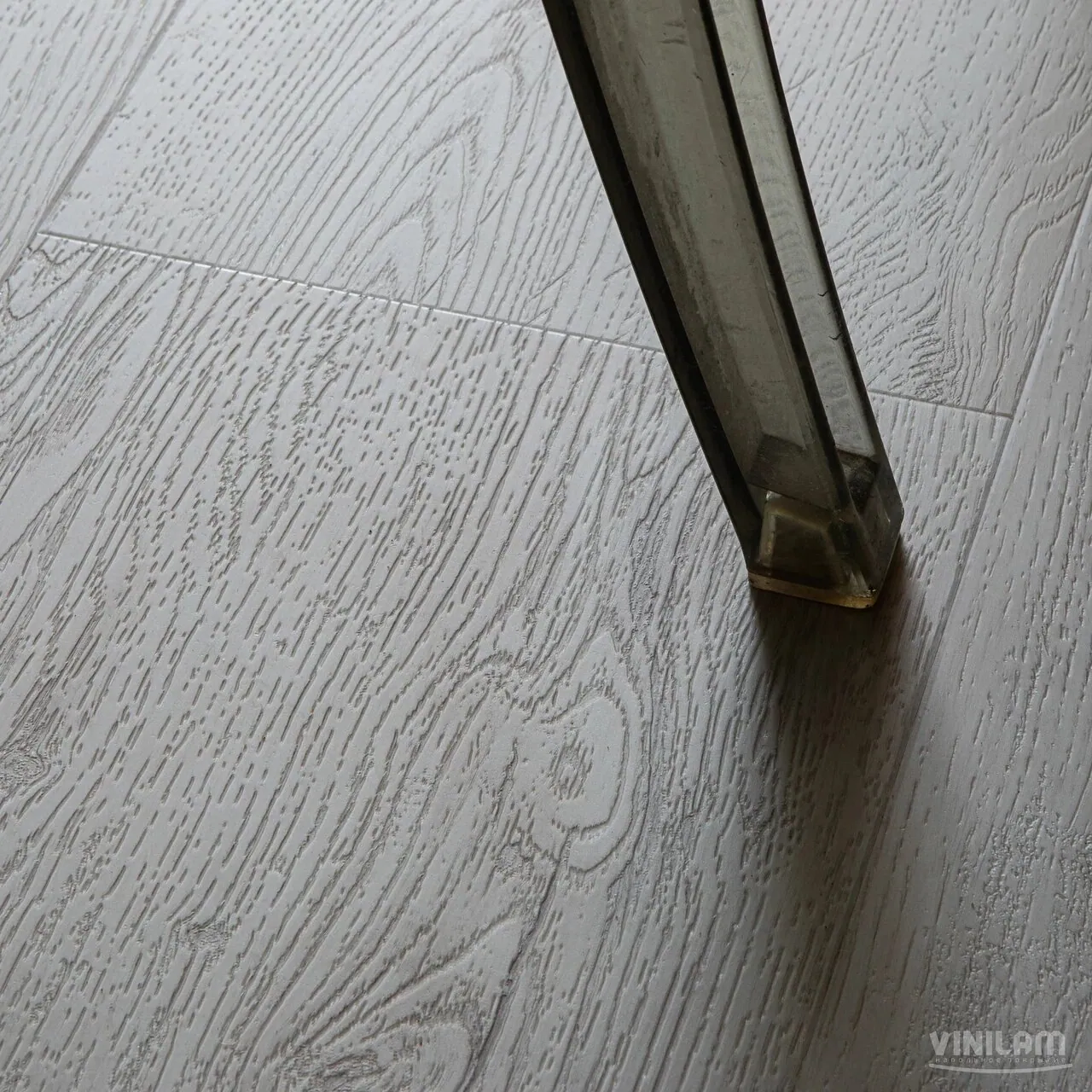 Vinilam Cork Premium WPC Дуб Аликанте: в интерьере