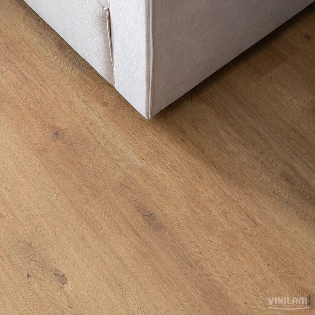 Vinilam Cork Premium WPC Дуб Севилья: в интерьере