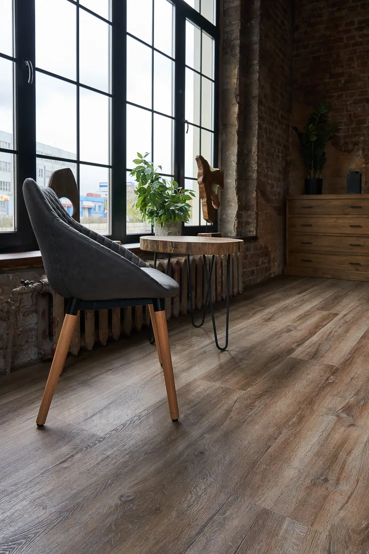 Vinilam Ceramo XXL Cork Дуб Биль: в интерьере