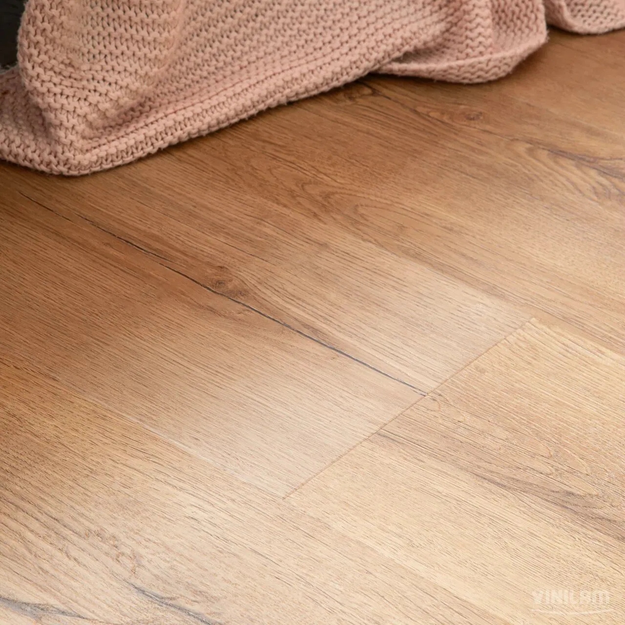 Vinilam Cork Premium WPC Дуб Витория: в интерьере