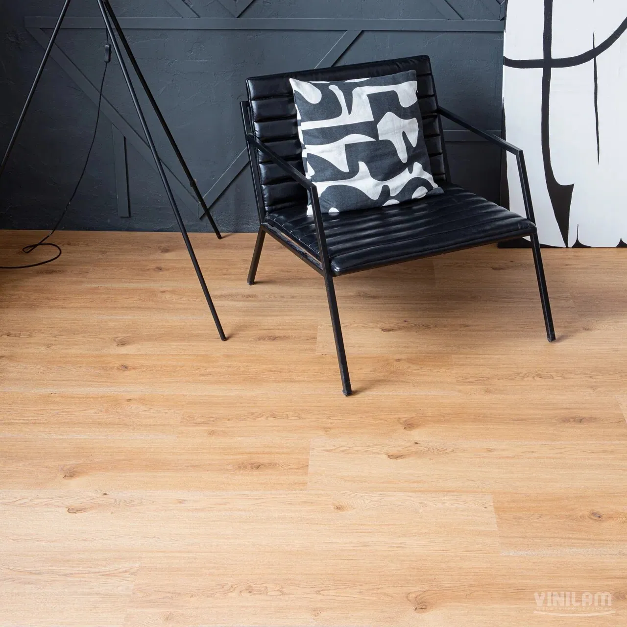 Vinilam Cork Premium WPC Дуб Гранада: в интерьере