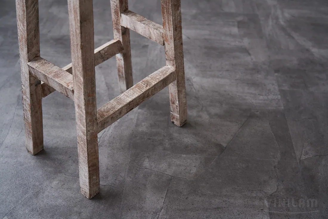 Vinilam Ceramo XXL Stone Glue Серый бетон: в интерьере