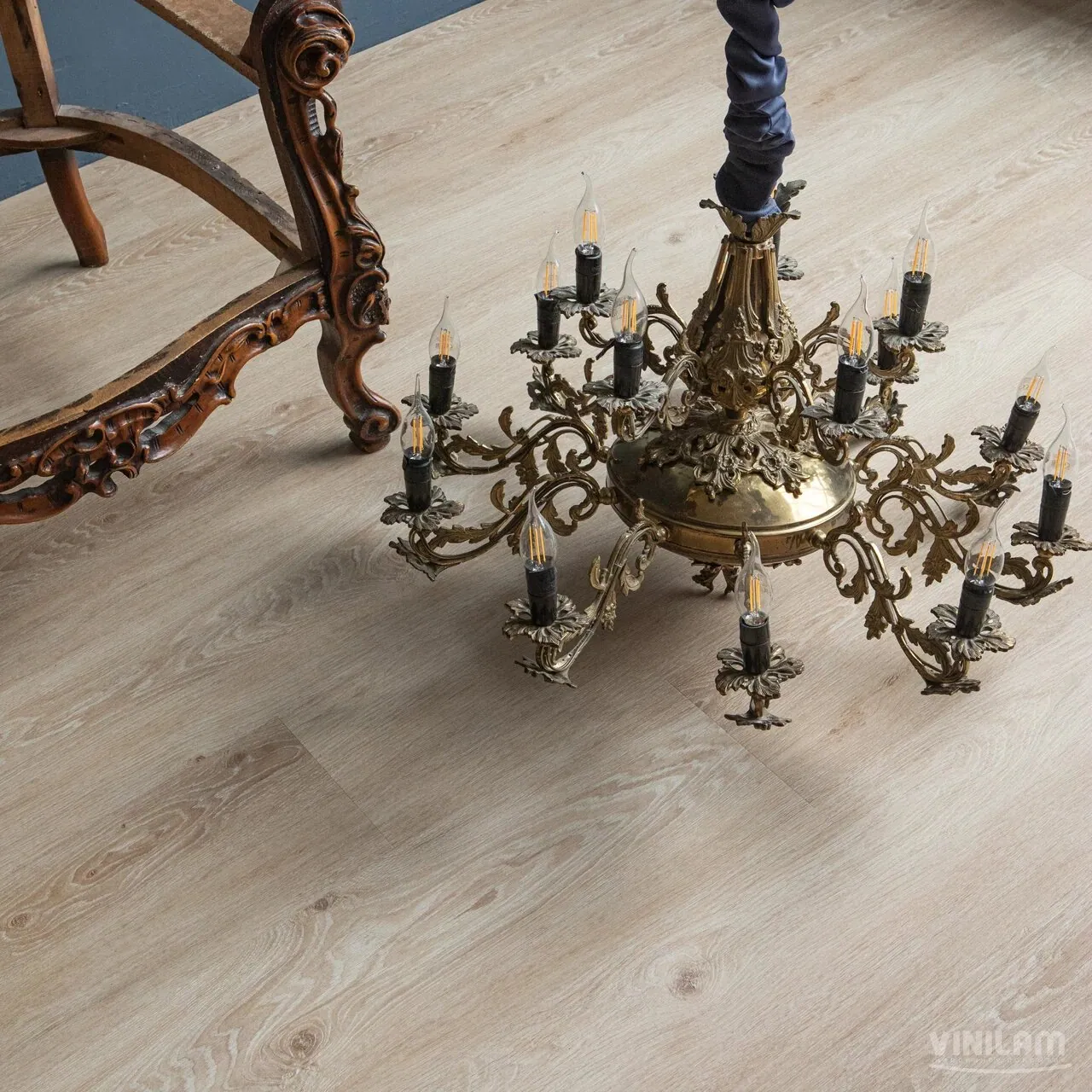 Vinilam Cork Premium WPC Дуб Сарагоса: в интерьере