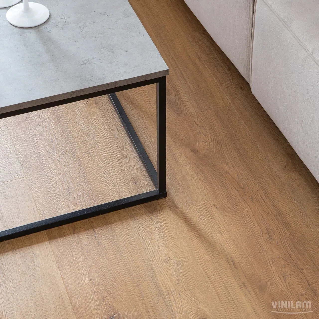 Vinilam Cork Premium WPC Дуб Севилья: в интерьере
