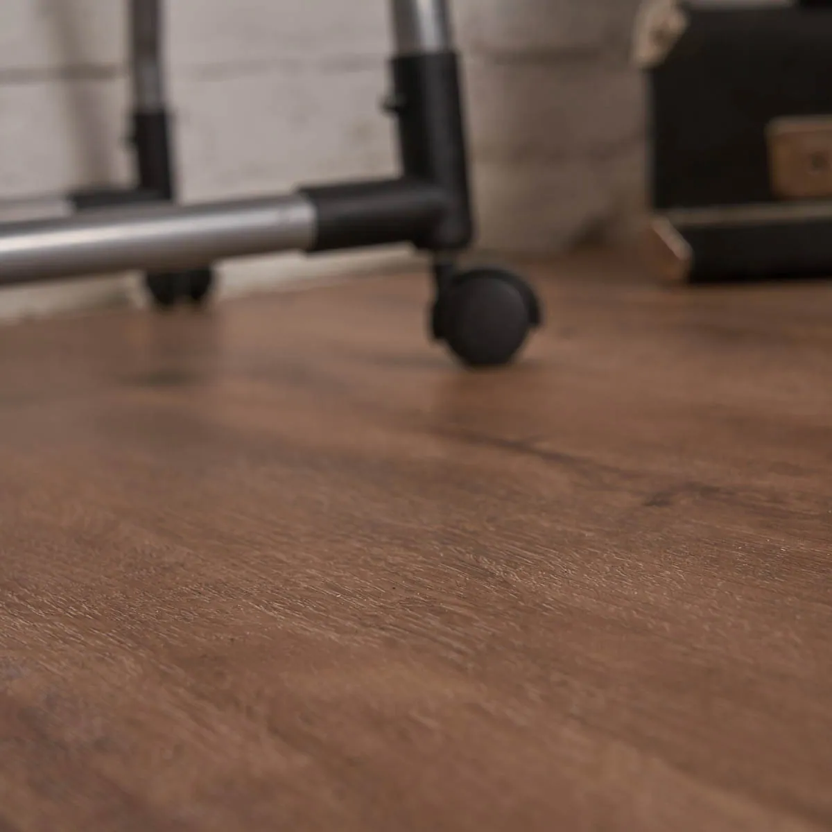 Vinilam Cork WPC Дуб Турне: в интерьере