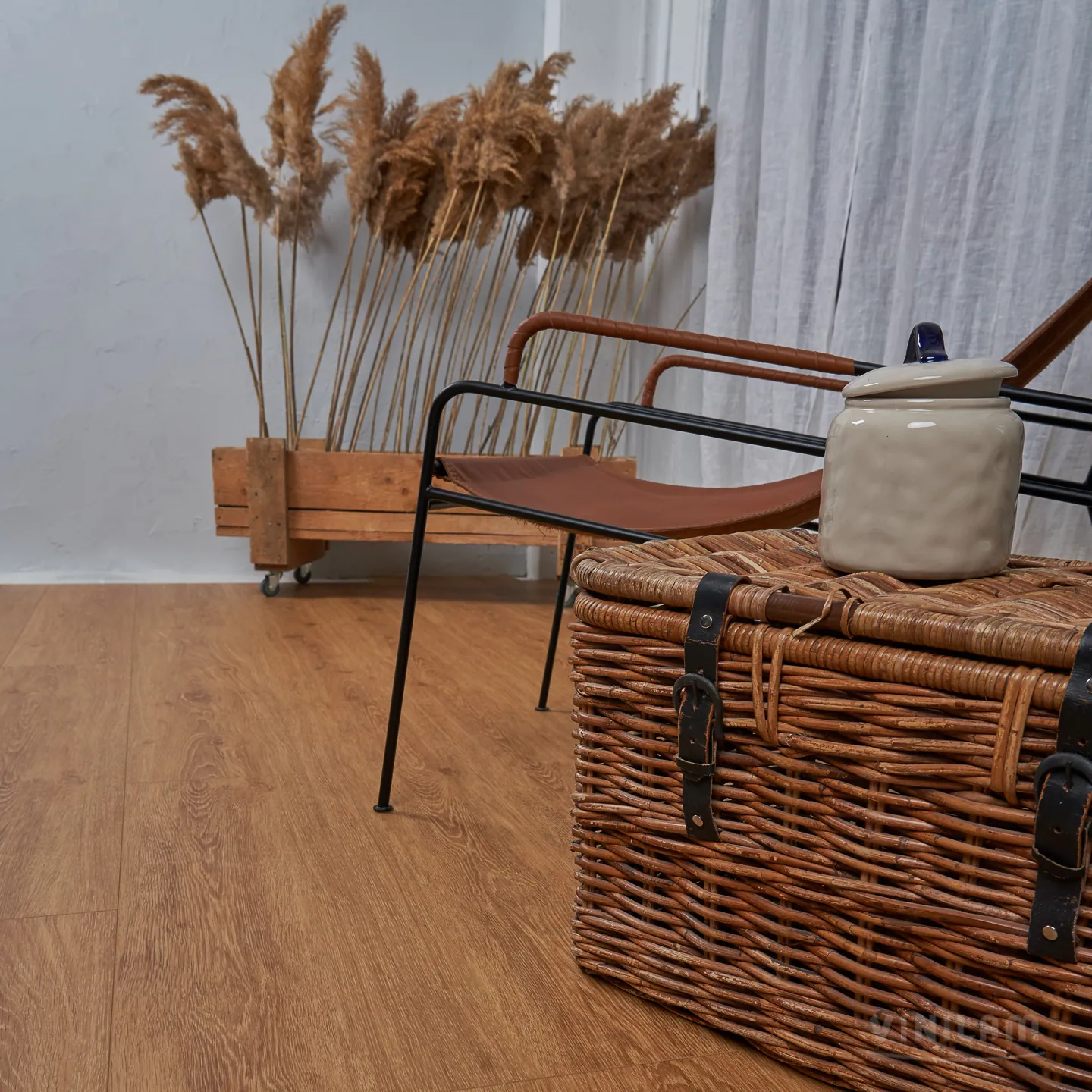 Vinilam Cork WPC Дуб Мейс: в интерьере