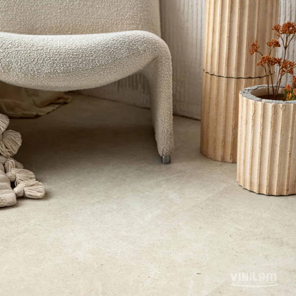 Vinilam Ceramo XXL Stone Glue Тихая бухта: в интерьере