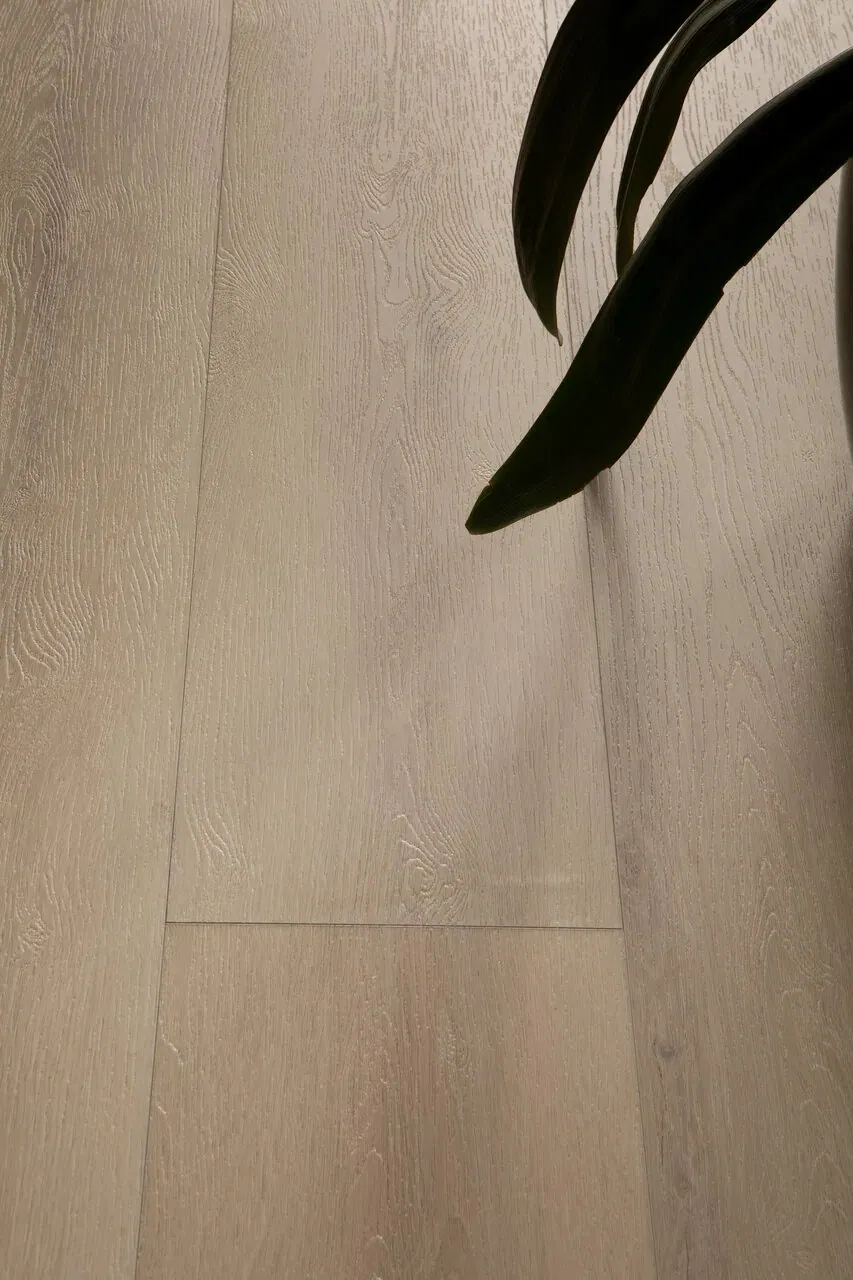 Vinilam Cork WPC Дуб Намюр: в интерьере