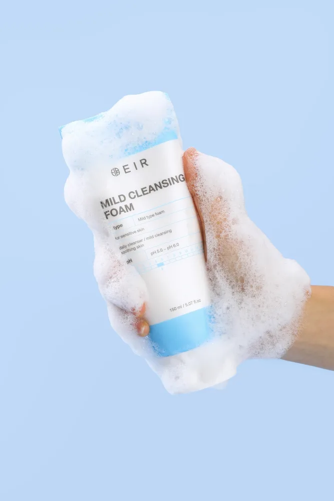EIR Пенка для лица очищающая ЦИТРУСОВАЯ ЭССЕНЦИЯ И ПРОТЕИНЫ Mild Cleansing Foam