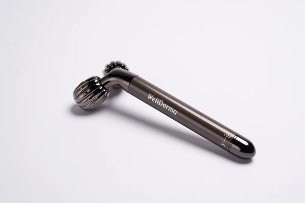 WELLDERMA Вибрационный роликовый массажер для лица Face Lifting Vibration Roller