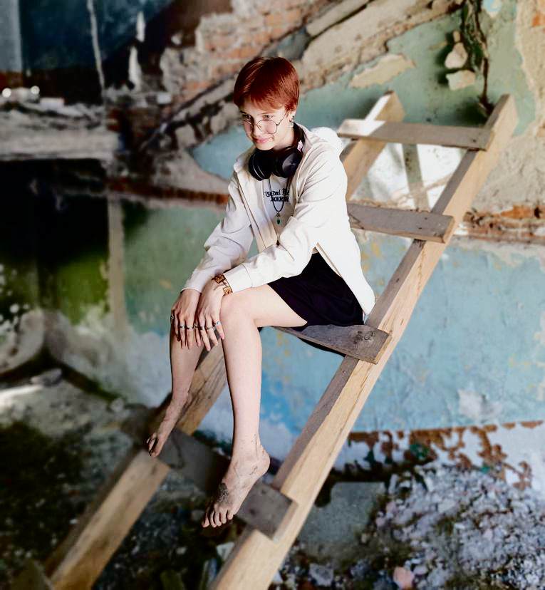 3641 Lotos. В развалинах.