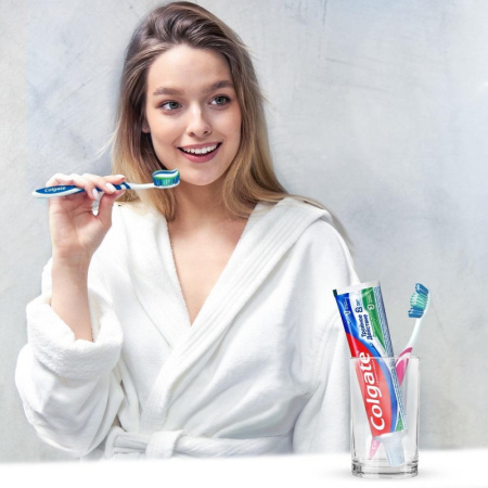 Зубная паста COLGATE Тройное Действие 100мл