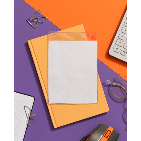 Бейдж вертикальный  без держателя А6, 107х145(р-р изделия114х163),10шт/уп.