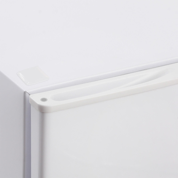 Холодильник TESLER RC-55 WHITE Однокамерный, объем 50л,  белый