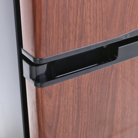 Холодильник TESLER RCT-100 WOOD,Объем 95(65+30) Цвет дерев.45,5х54х83,2см