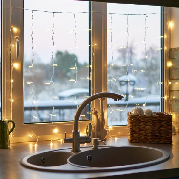 Гирлянда светодиодная Дождь 1,5x1 м, 96 LED, мерцание,Теплый белый, 235-026