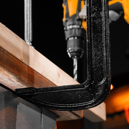 Струбцина G-образная 300 мм Sparta 206715