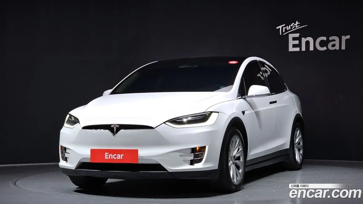 Tesla Model X 2018
