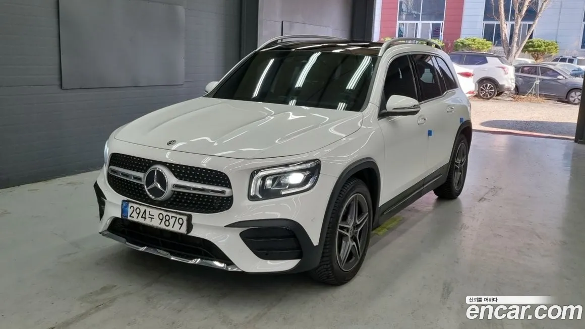 Mercedes-Benz GLB-Class 2020
