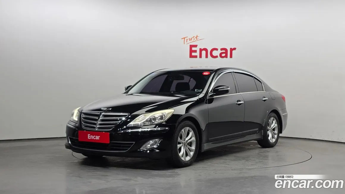 Hyundai Genesis 2013