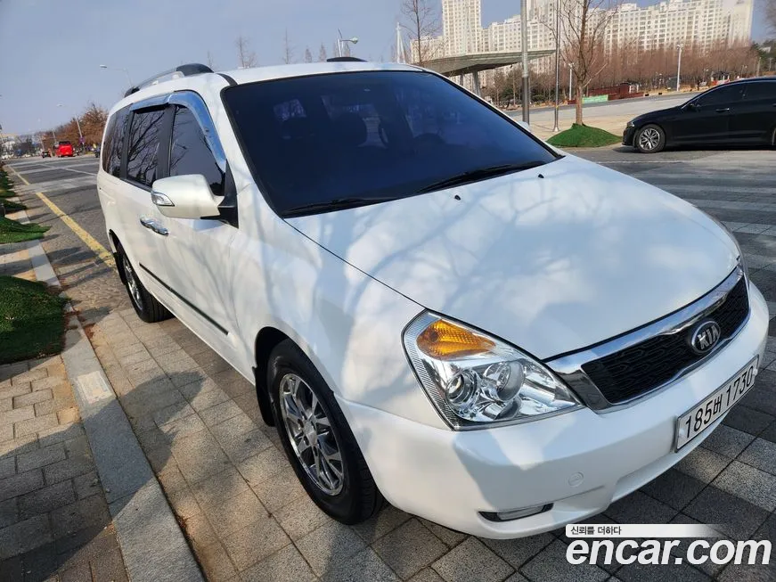 Kia Canival 2014