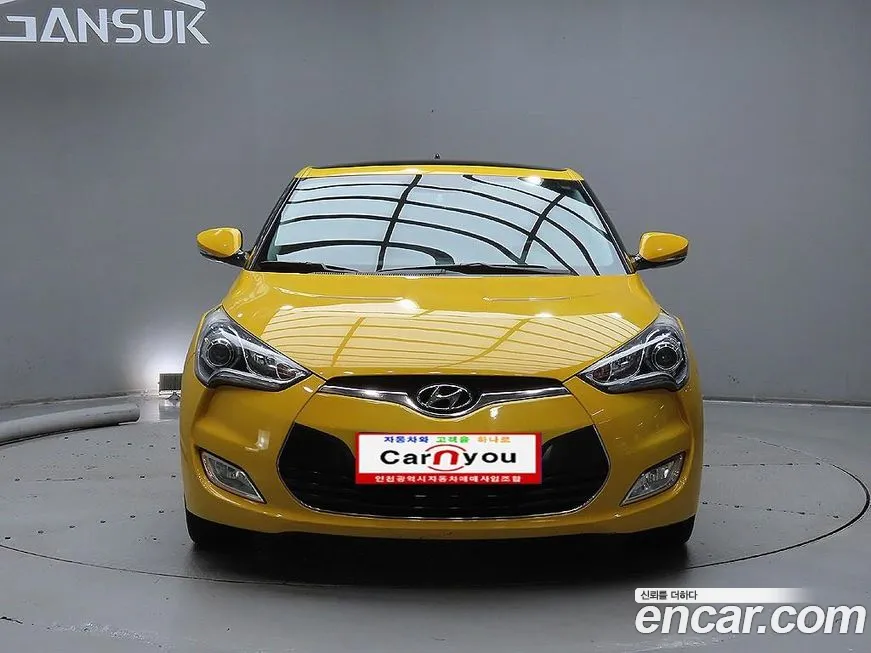 Hyundai Veloster 2012