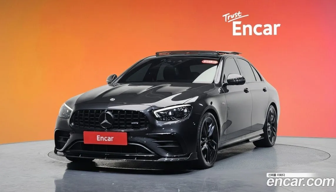 Mercedes-Benz E-Class 2022