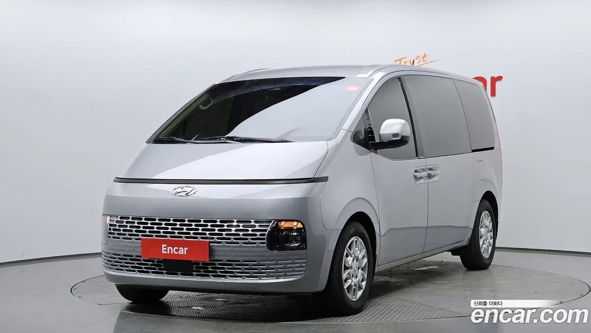 Hyundai Staria 2023