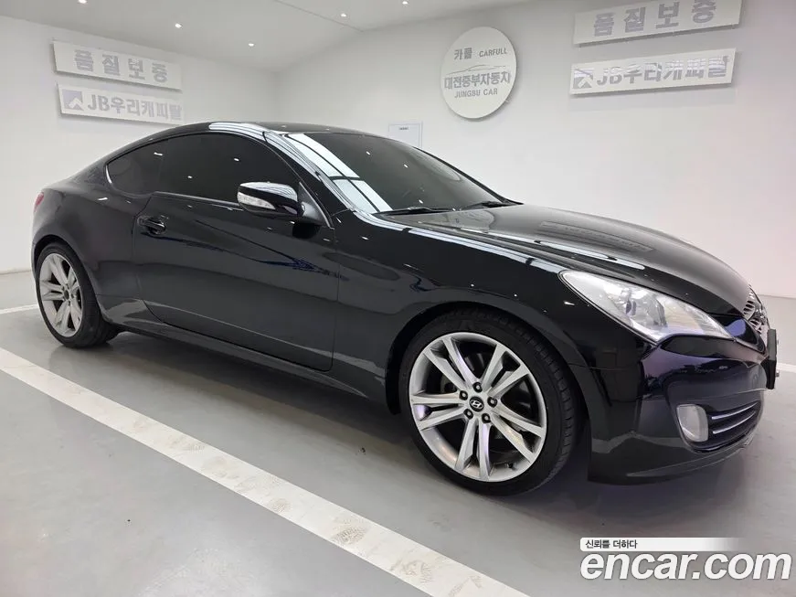 Hyundai Genesis 2010