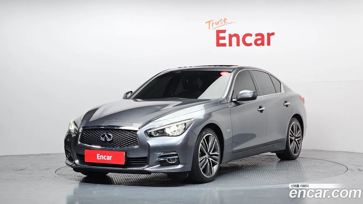 Infiniti Q50 2016