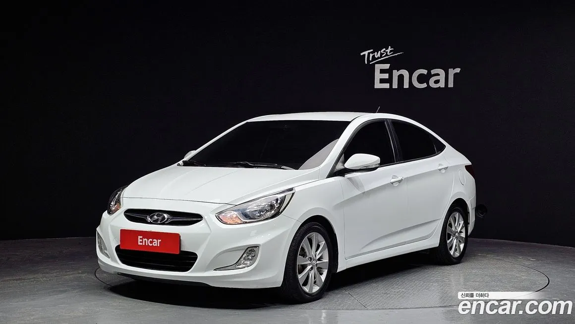 Hyundai Accent 2012