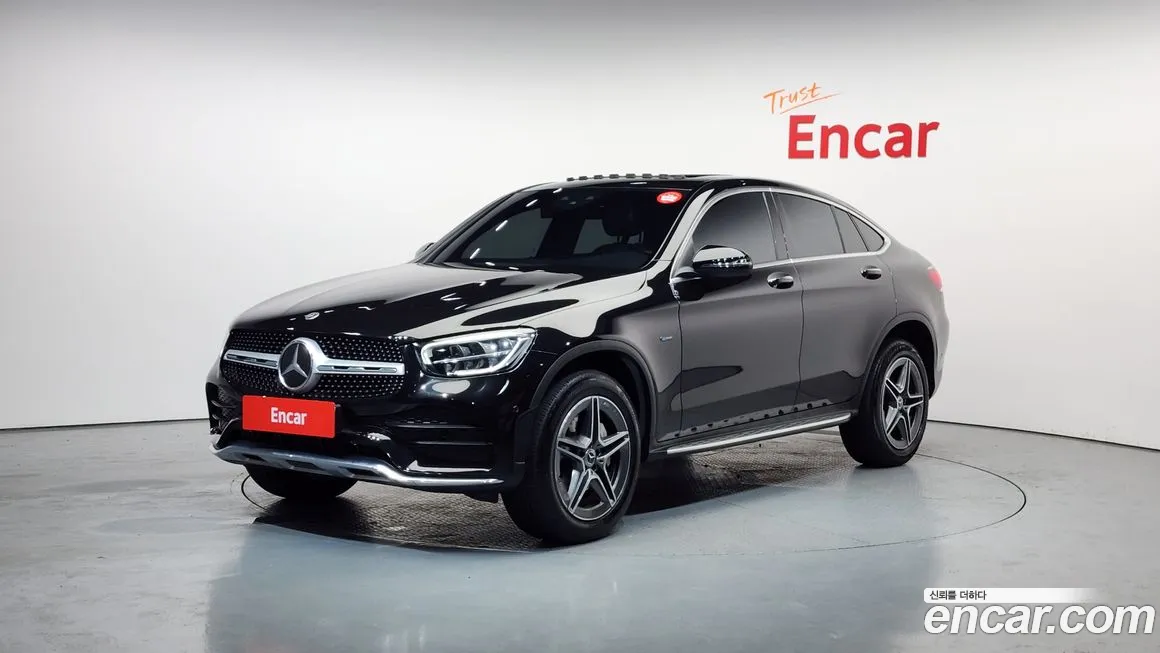 Mercedes-Benz GLC-Class 2021
