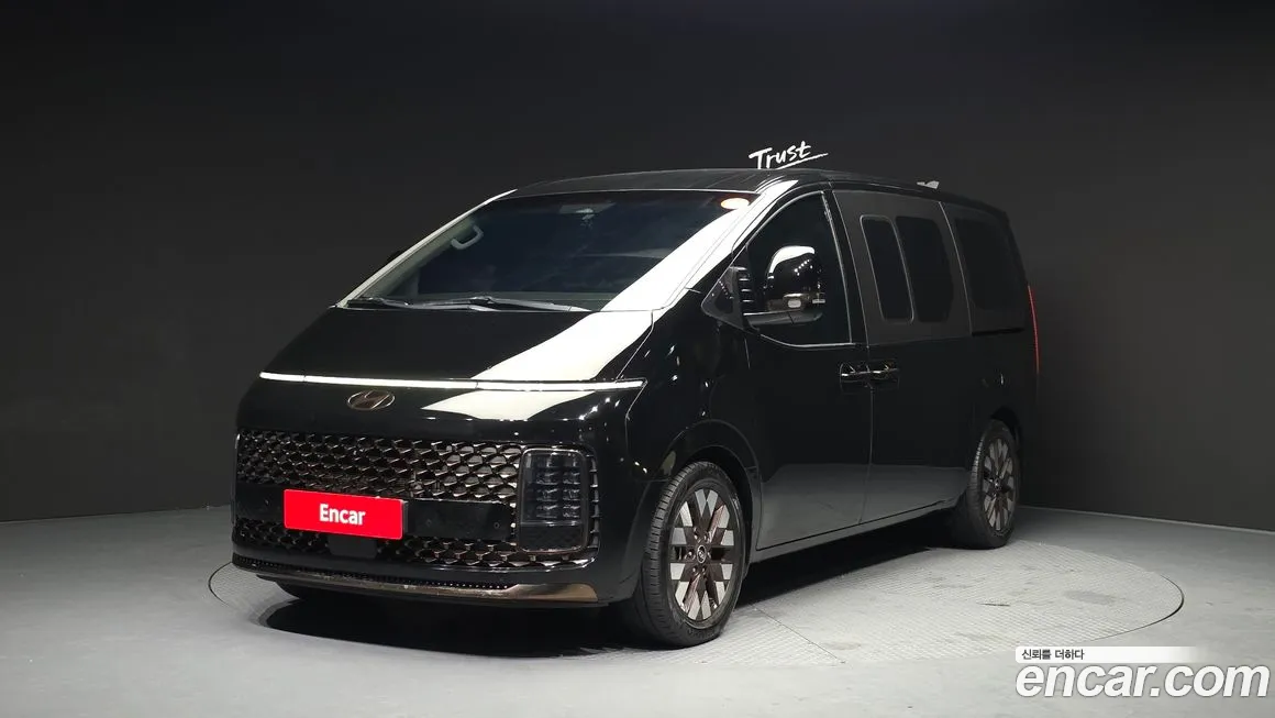 Hyundai Staria 2022