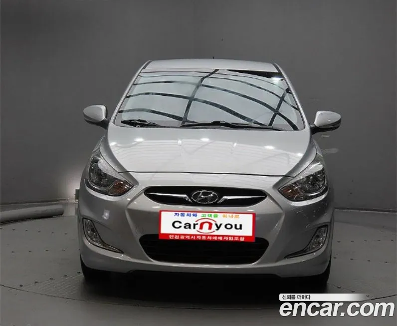 Hyundai Accent 2011