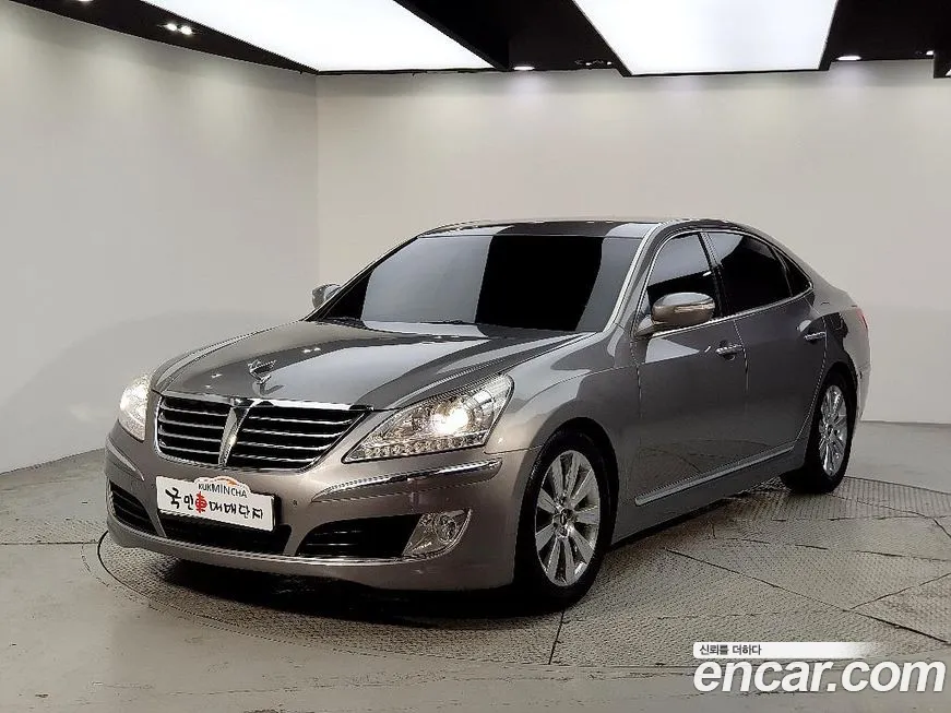 Hyundai Equus 2012