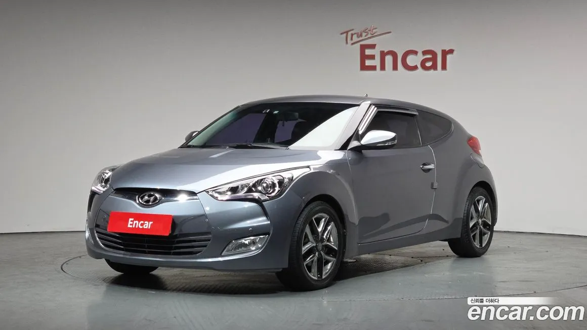 Hyundai Veloster 2012