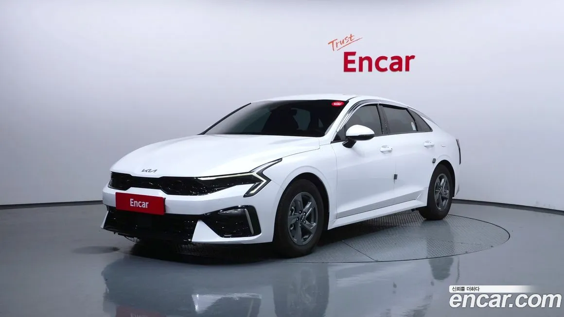 Kia K5 2025
