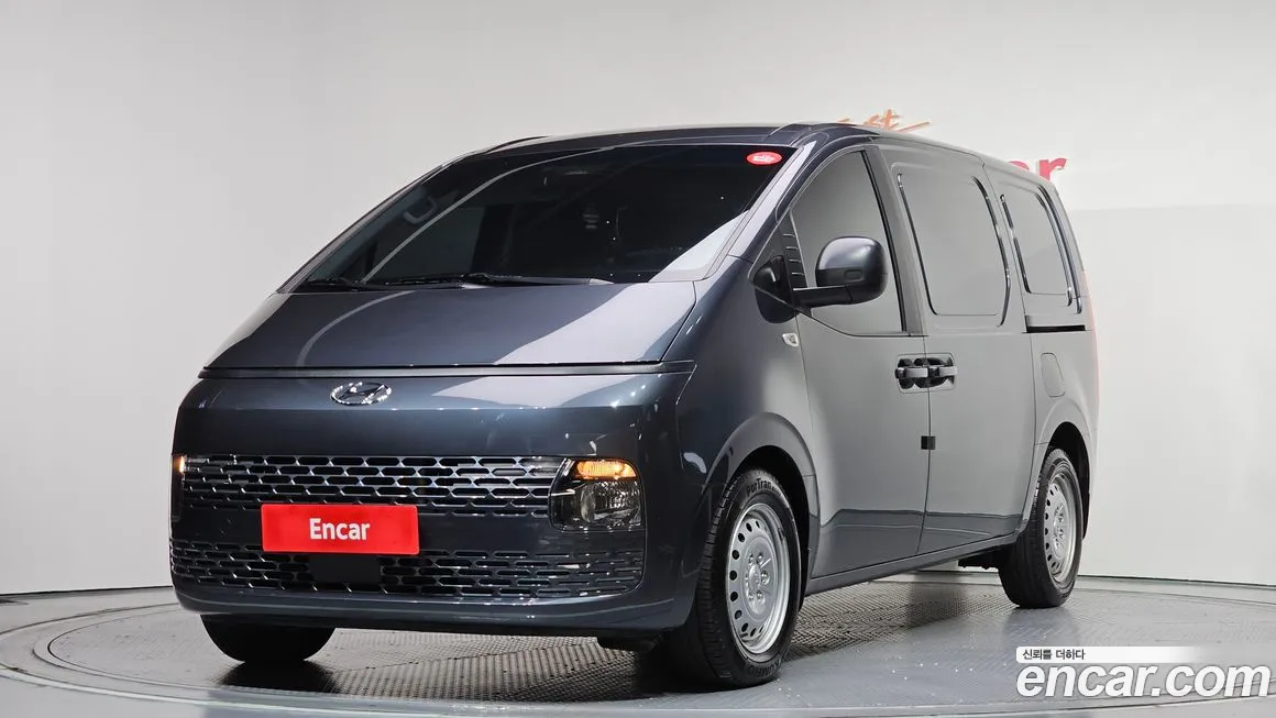 Hyundai Staria 2024