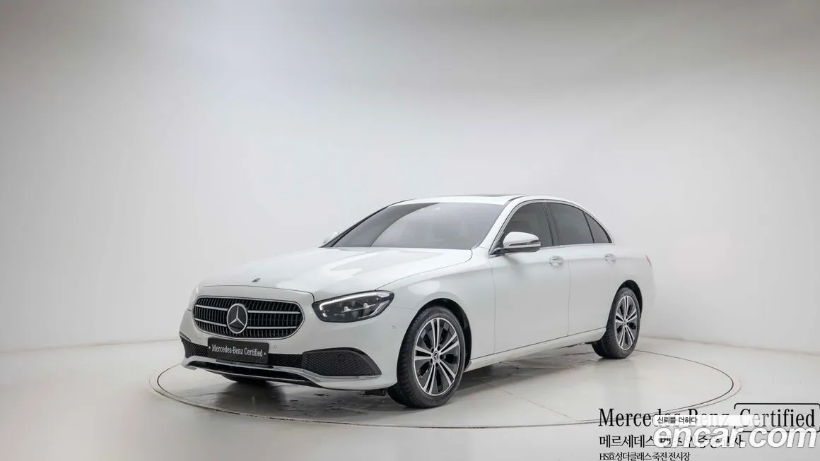 Mercedes-Benz E-Class 2021