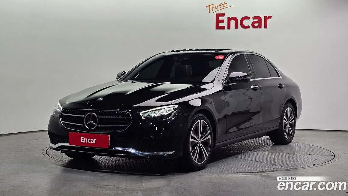 Mercedes-Benz E-Class 2021