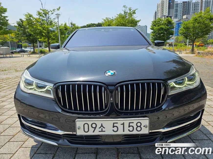 BMW 7-Series 2016