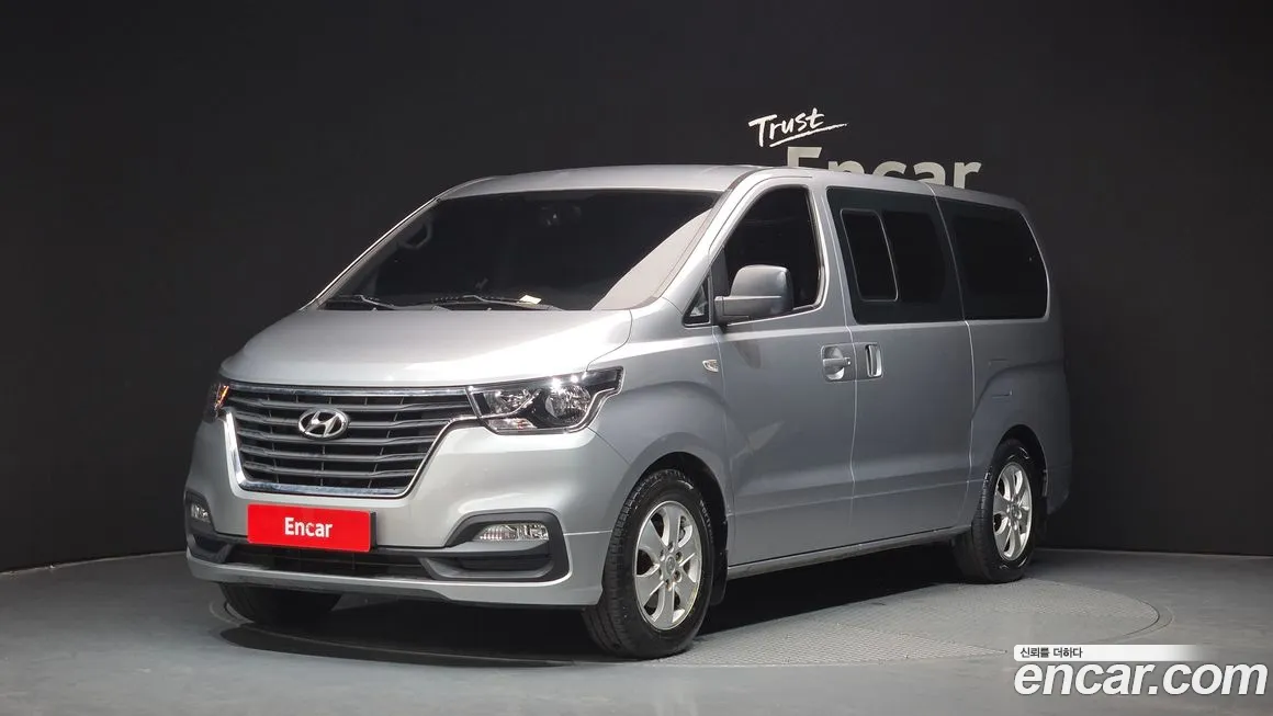 Hyundai Starex 2019