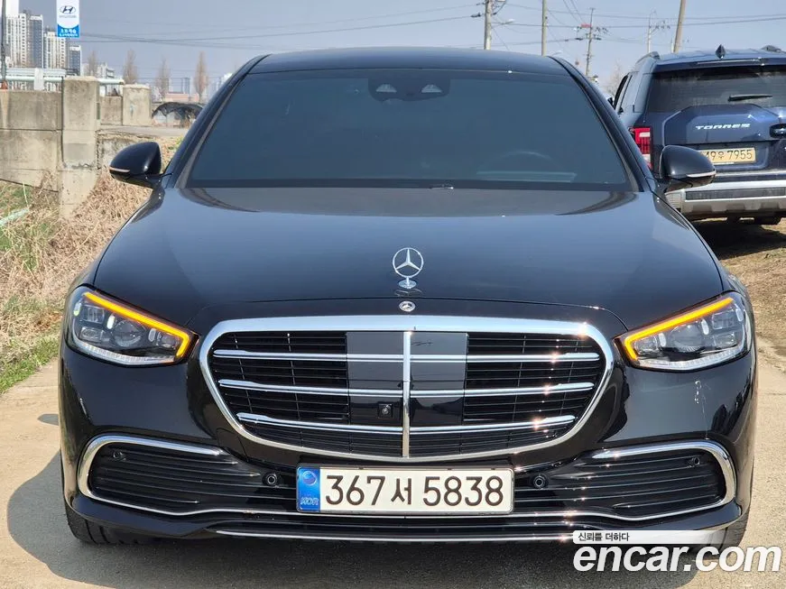 Mercedes-Benz S-Class 2022