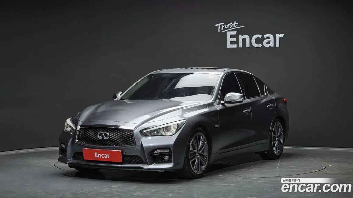 Infiniti Q50 2016