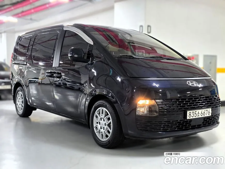 Hyundai Staria 2022