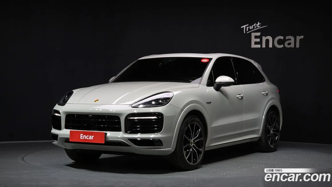 Porsche Cayenne 2022