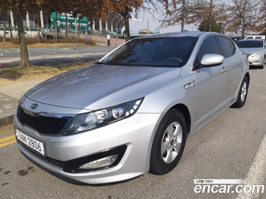Kia K5 2011