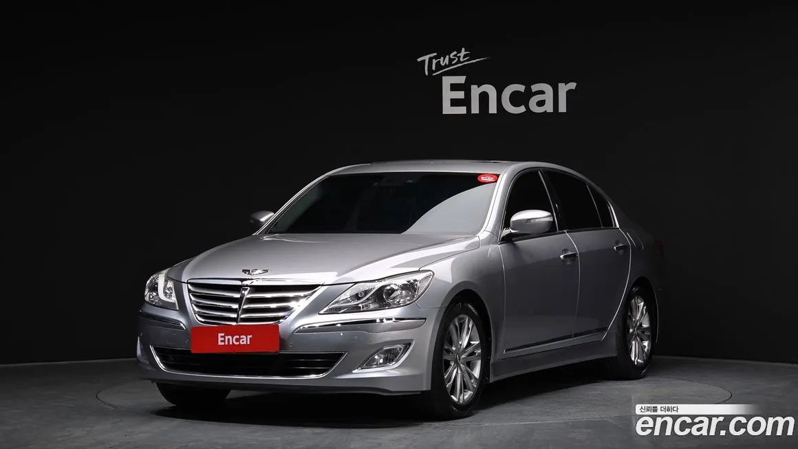 Hyundai Genesis 2012