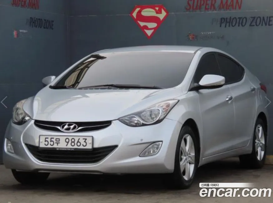 Hyundai AVANTE 2013
