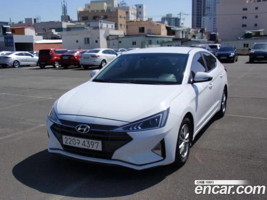 Hyundai AVANTE 2019